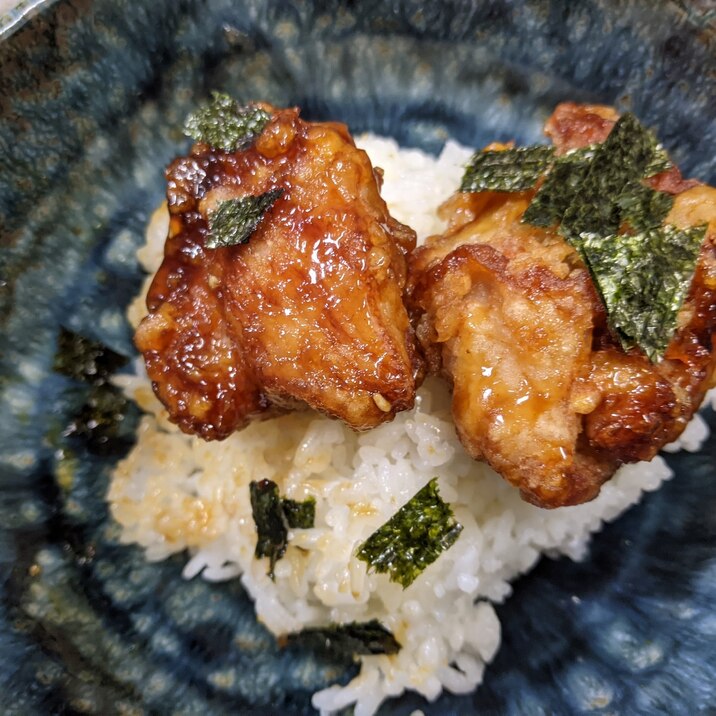 唐揚げの甘醤油絡め乗せご飯